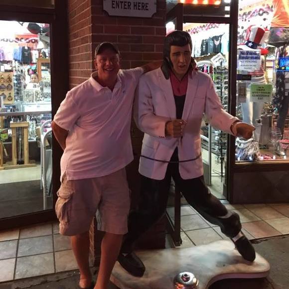 Meet your Posher, Bobby - Picture 1 of 1